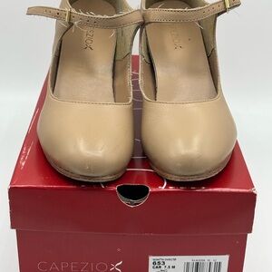 Capezio Tan Heels Classic Design